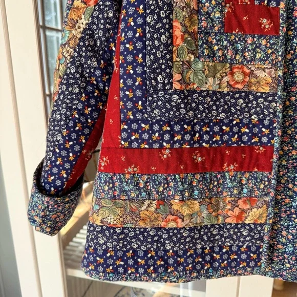 Vintage Handmade Quilted Patchwork Floral Jacket - Picture 2 of 4